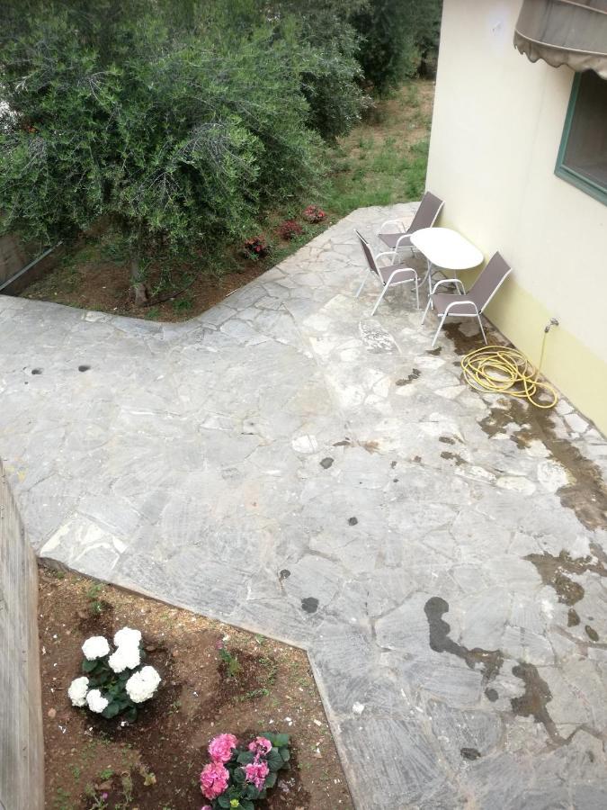 The Valkyries 2 Apartment Leonídion Exterior foto